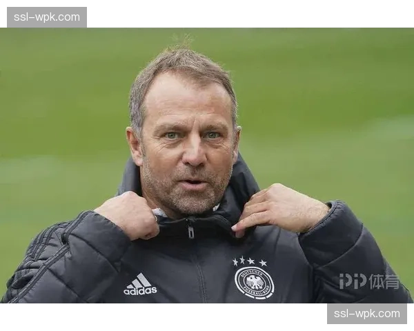 点球!菲尔克鲁格造点,布兰特主罚命中为多特首开记录 点球!菲尔克鲁格造点,布兰特主罚命中为多特首开记录